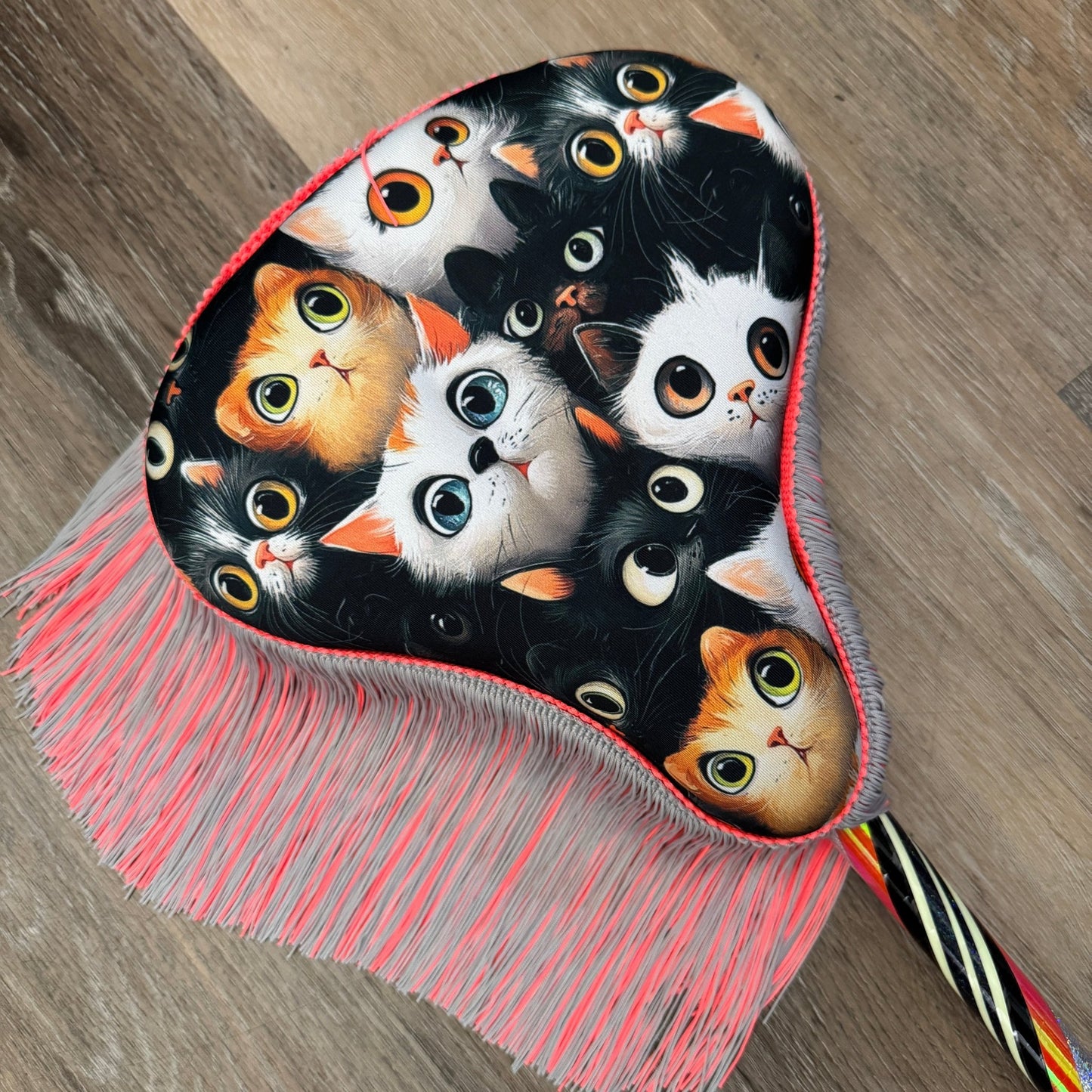 Kitty Bouquet - Dirty Twirl